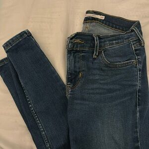 Levi’s 710 super skinny jeans